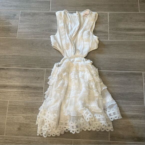 Rococo Sand Tessa Lace Tiered Mini Dress in White NWT Size Med Retail $490 - Picture 3 of 6
